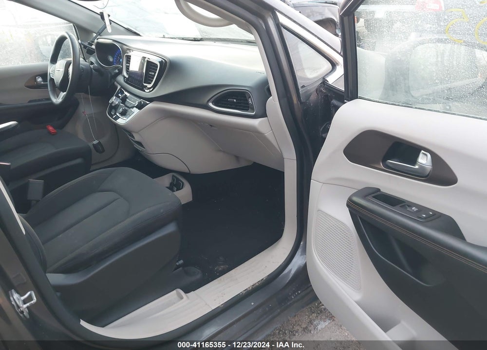 2017 CHRYSLER PACIFICA VIN: 2C4RC1DG6HR507708