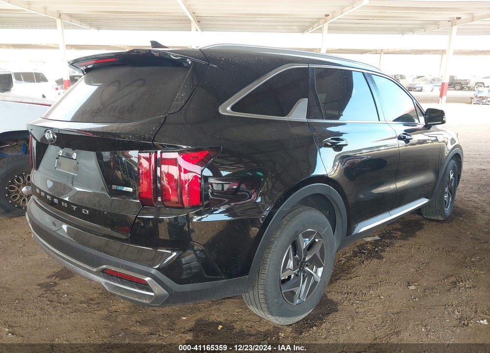 2021 KIA SORENTO VIN: KNDRG4LG9M5061228