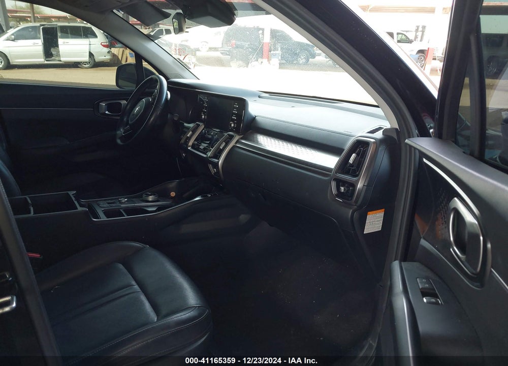 2021 KIA SORENTO VIN: KNDRG4LG9M5061228