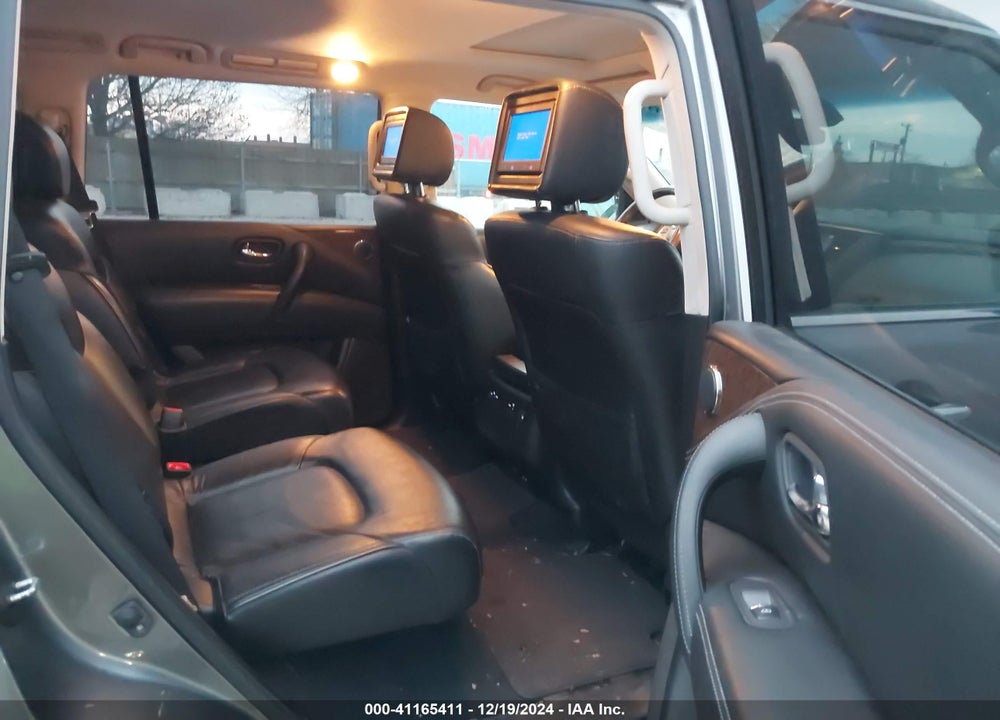 2015 INFINITI QX80 VIN: JN8AZ2NEXF9083245