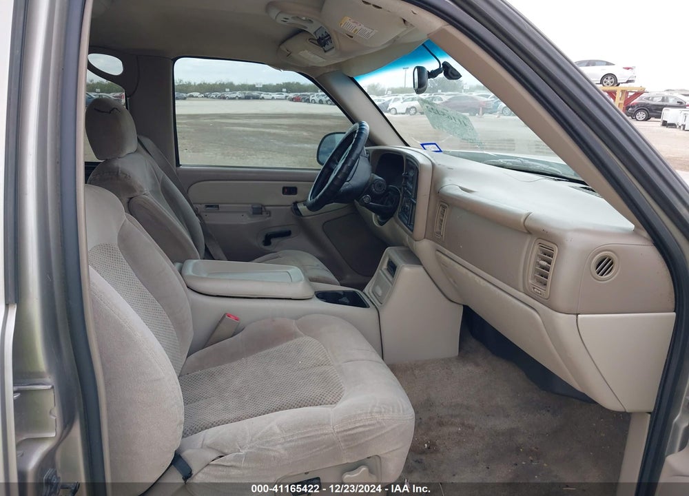2001 CHEVROLET SUBURBAN 1500 LS VIN: 3GNEC16T41G272060