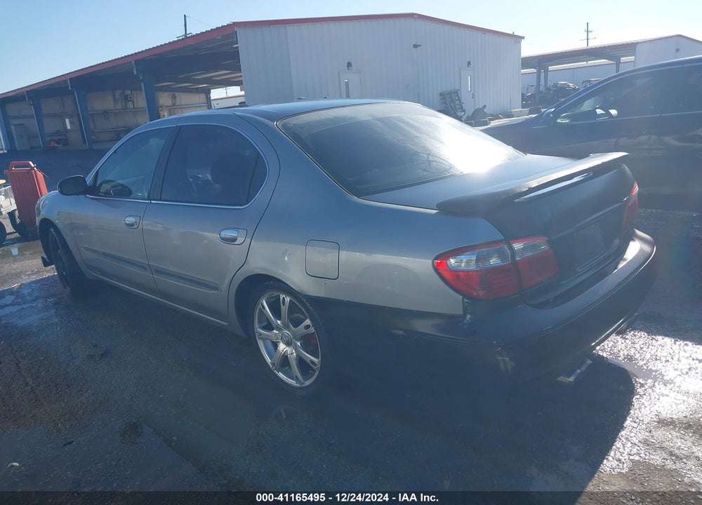 2001 INFINITI I30 LUXURY VIN: JNKCA31A51T032539