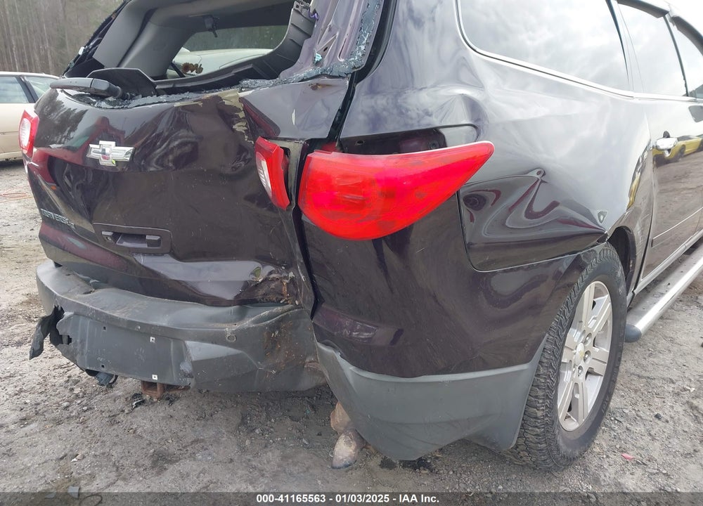 2010 CHEVROLET TRAVERSE LT VIN: 1GNLVFED2AS149827