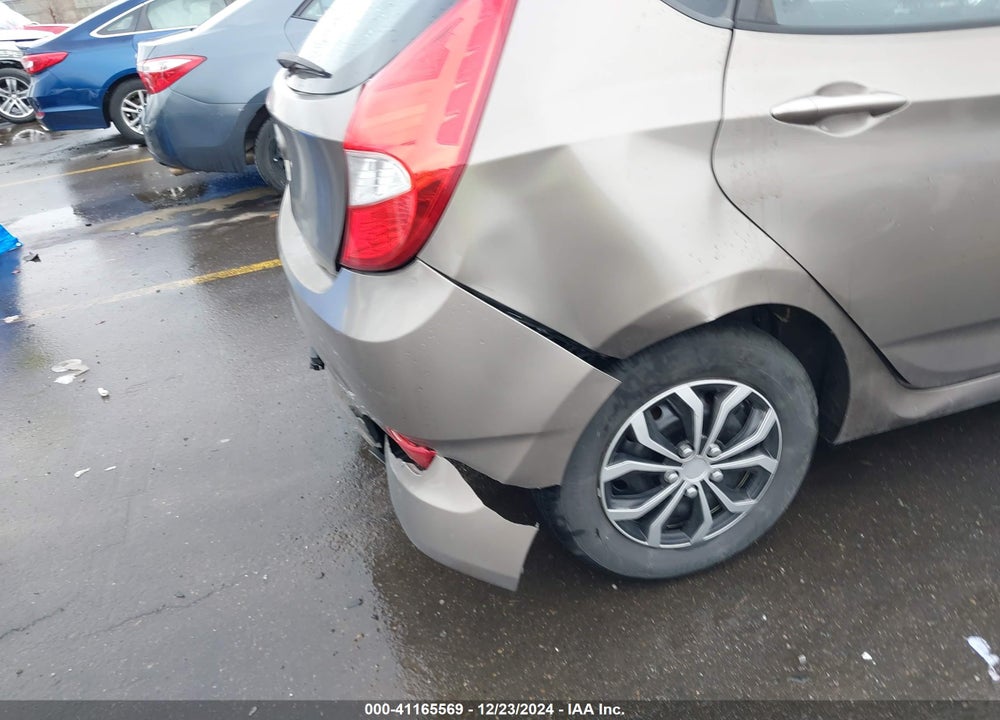 2014 HYUNDAI ACCENT VIN: KMHCT5AEXEU165321
