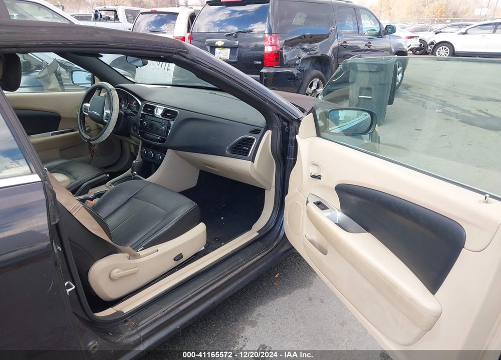 2012 CHRYSLER 200 TOURING VIN: 1C3BCBEB5CN183929