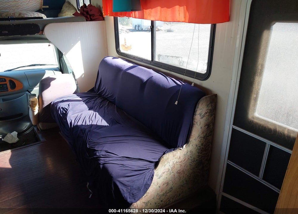 1998 FORD ECONOLINE E450 SUPER DUTY CUTWY  RV VIN: 1FDXE40SXWHC10460