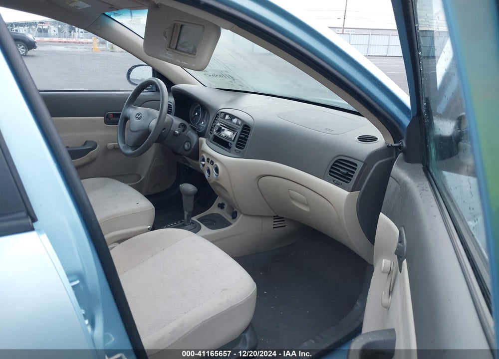 2009 HYUNDAI ACCENT VIN: KMHCN46C49U284399
