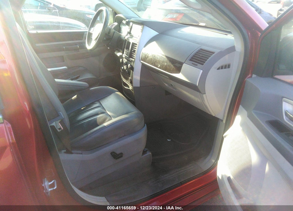 2010 DODGE GRAND CARAVAN VIN: 2D4RN5DX0AR145806