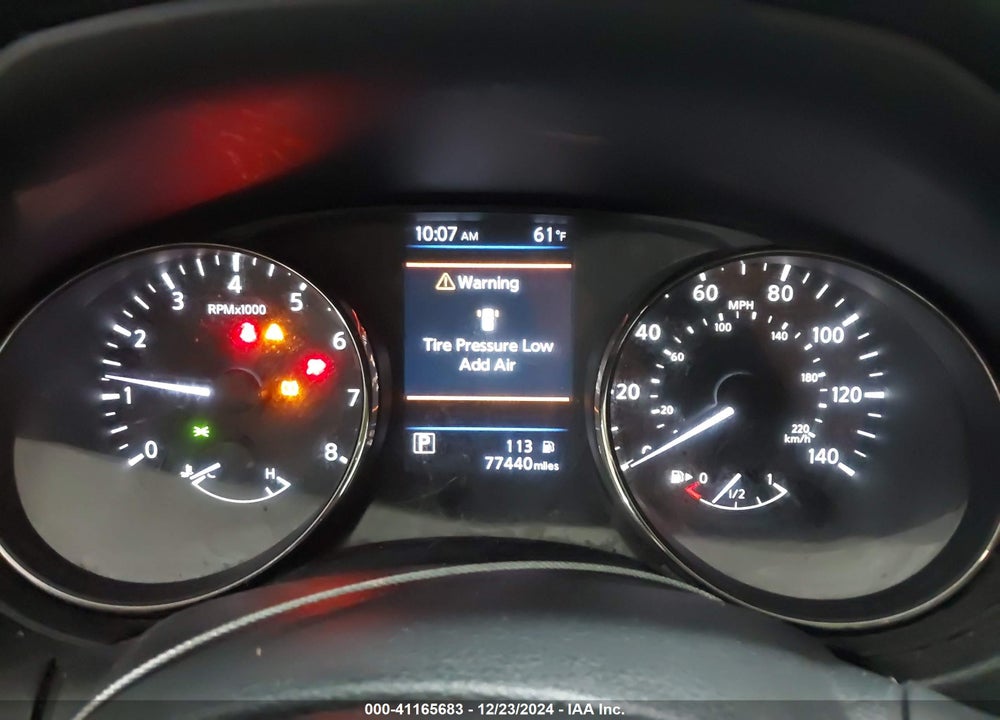 2018 NISSAN ROGUE VIN: KNMAT2MV0JP560574