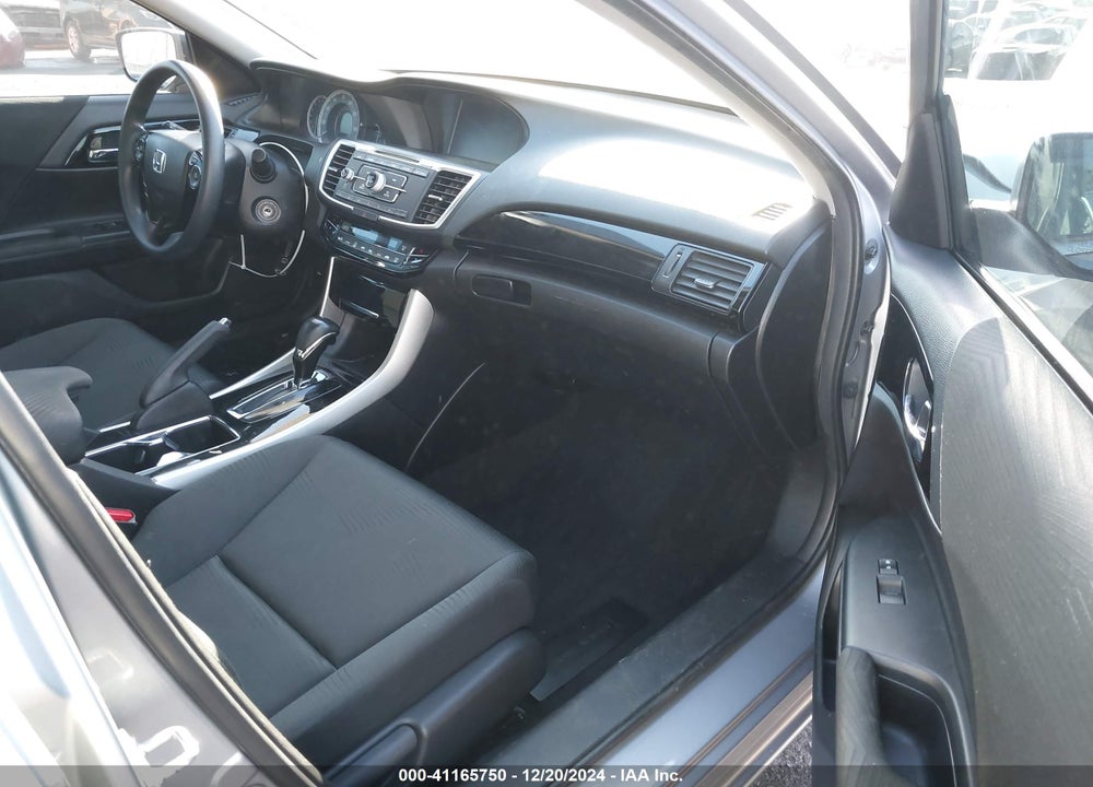 2017 HONDA ACCORD VIN: 1HGCR2F35HA248025