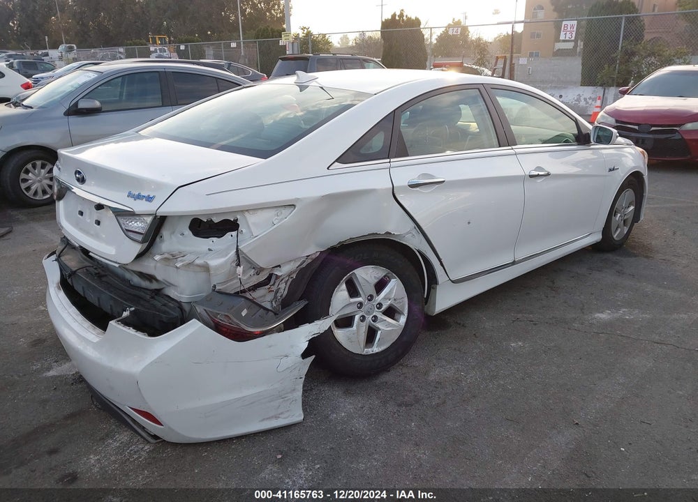 2012 HYUNDAI SONATA HYBRID VIN: KMHEC4A49CA039282