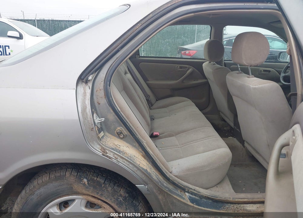 2000 TOYOTA CAMRY CE VIN: 4T1BG22KXYU680357