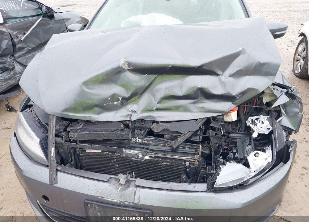 2014 VOLKSWAGEN JETTA VIN: 3VWLL7AJ0EM372444