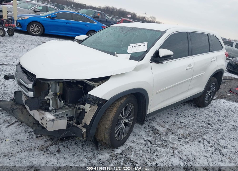 2019 TOYOTA HIGHLANDER LE VIN: 5TDBZRFH5KS746704
