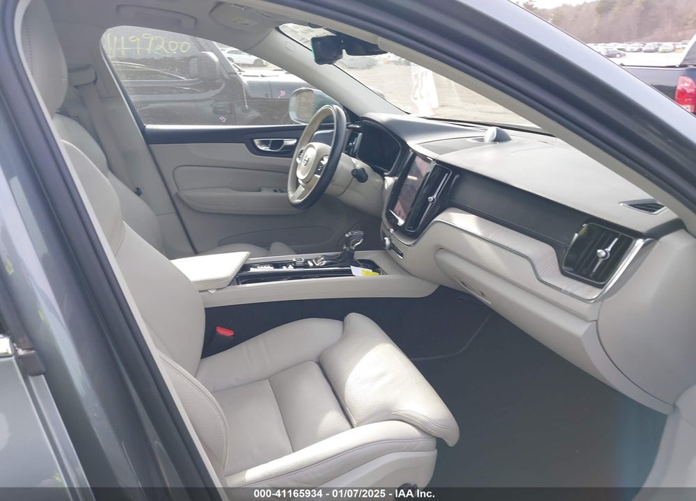 2020 VOLVO XC60 T5 INSCRIPTION VIN: YV4102RL6L1470249