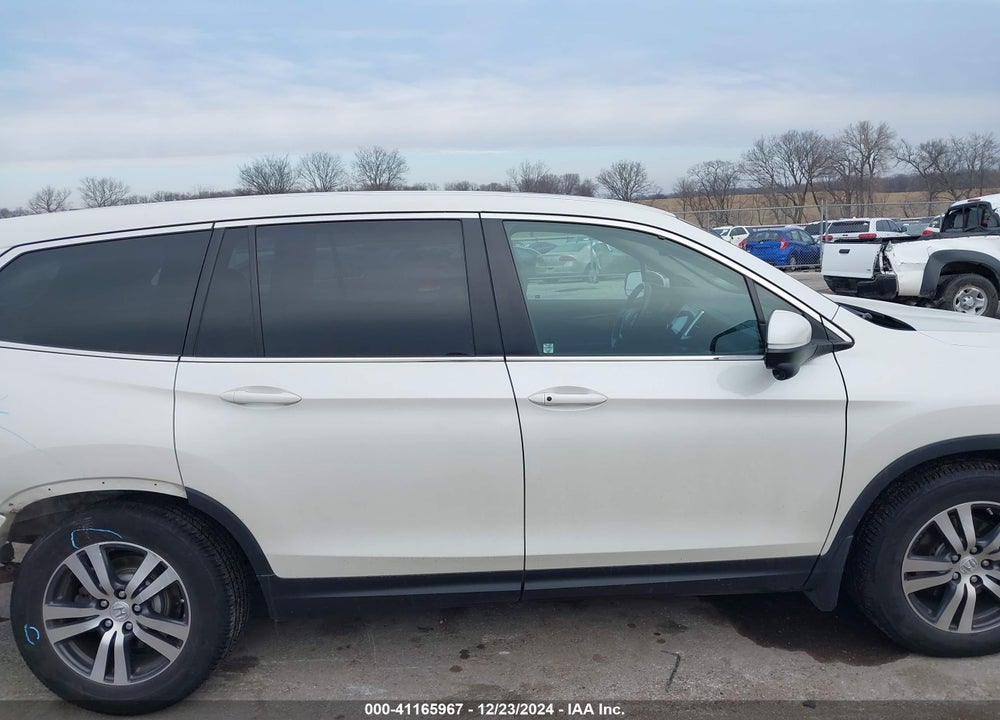 2017 HONDA PILOT EX-L VIN: 5FNYF6H58HB054826
