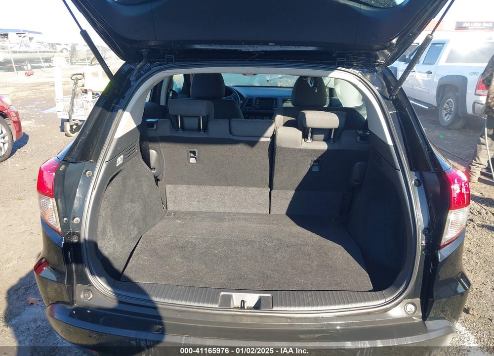 2020 HONDA HR-V AWD LX VIN: 3CZRU6H38LG703241