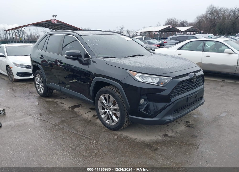 2019 TOYOTA RAV4 XLE PREMIUM VIN: JTMA1RFV5KD004274