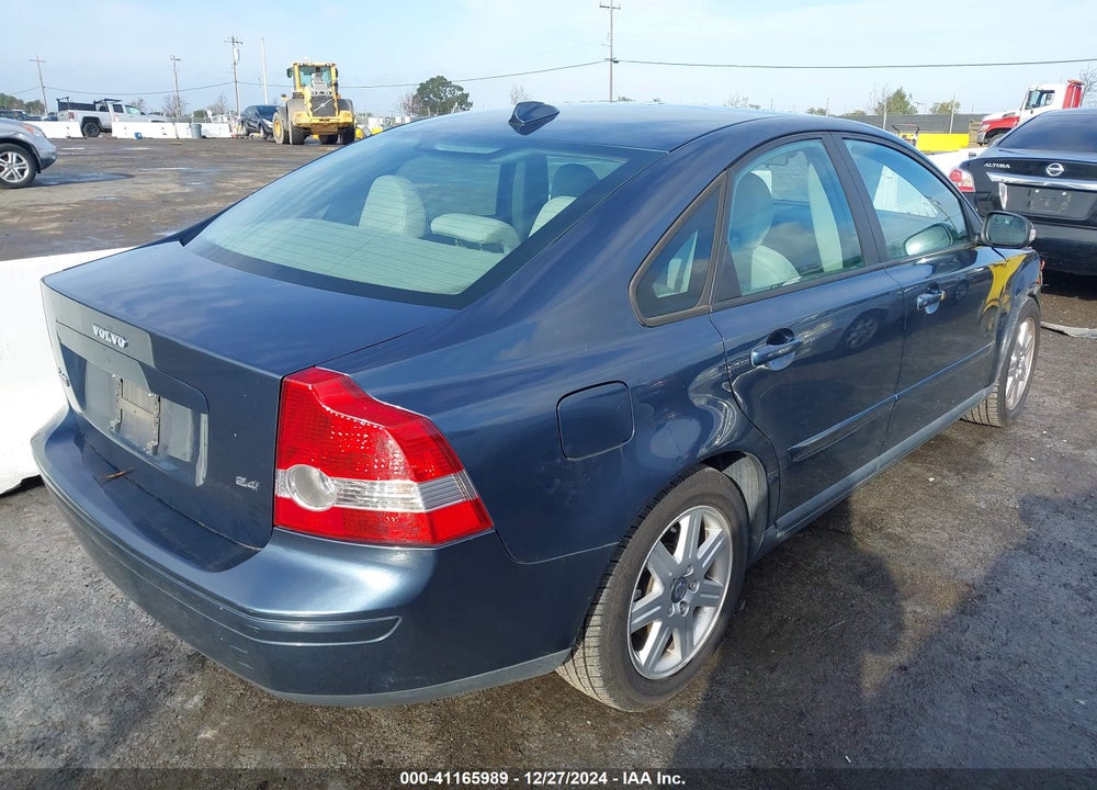2007 VOLVO S40 2.4I VIN: YV1MS390072305555