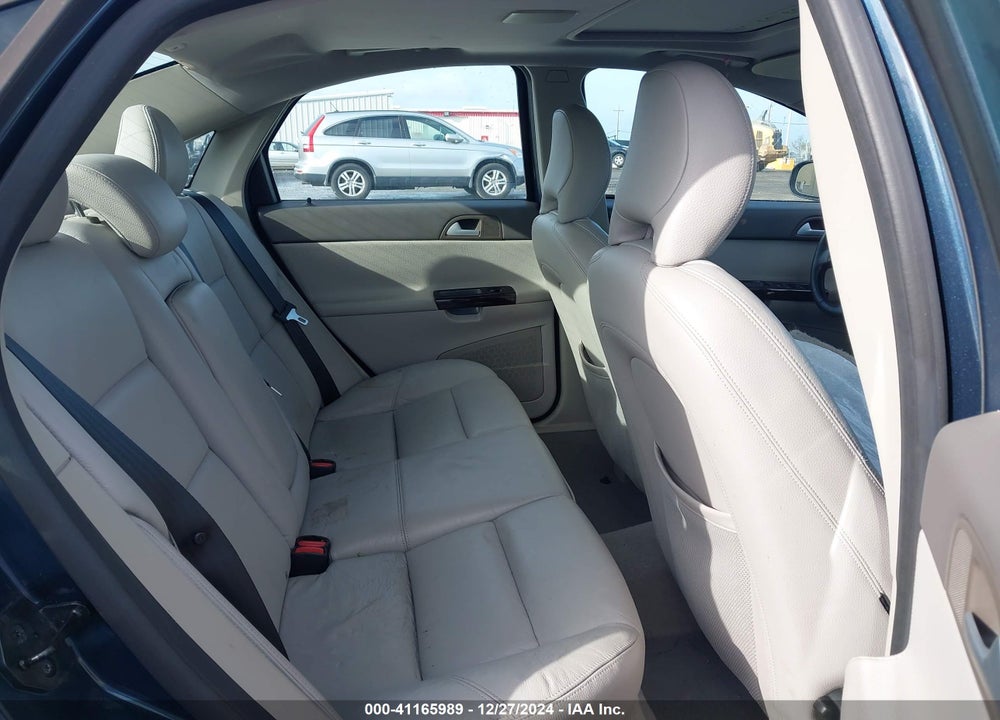 2007 VOLVO S40 2.4I VIN: YV1MS390072305555