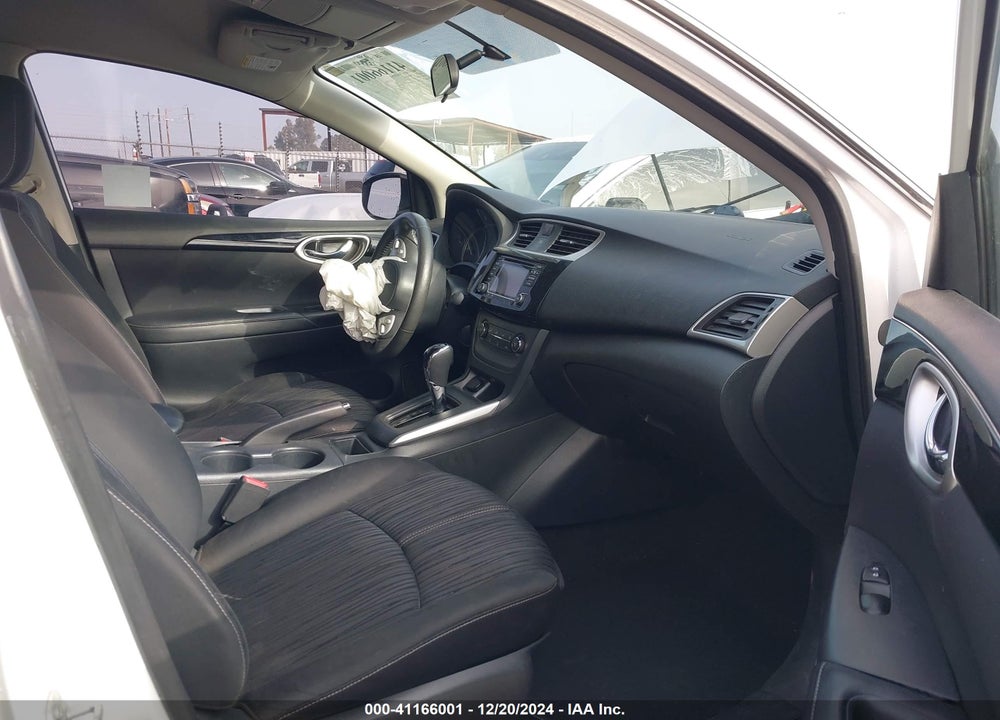 2017 NISSAN SENTRA SV VIN: 3N1AB7AP6HL670222