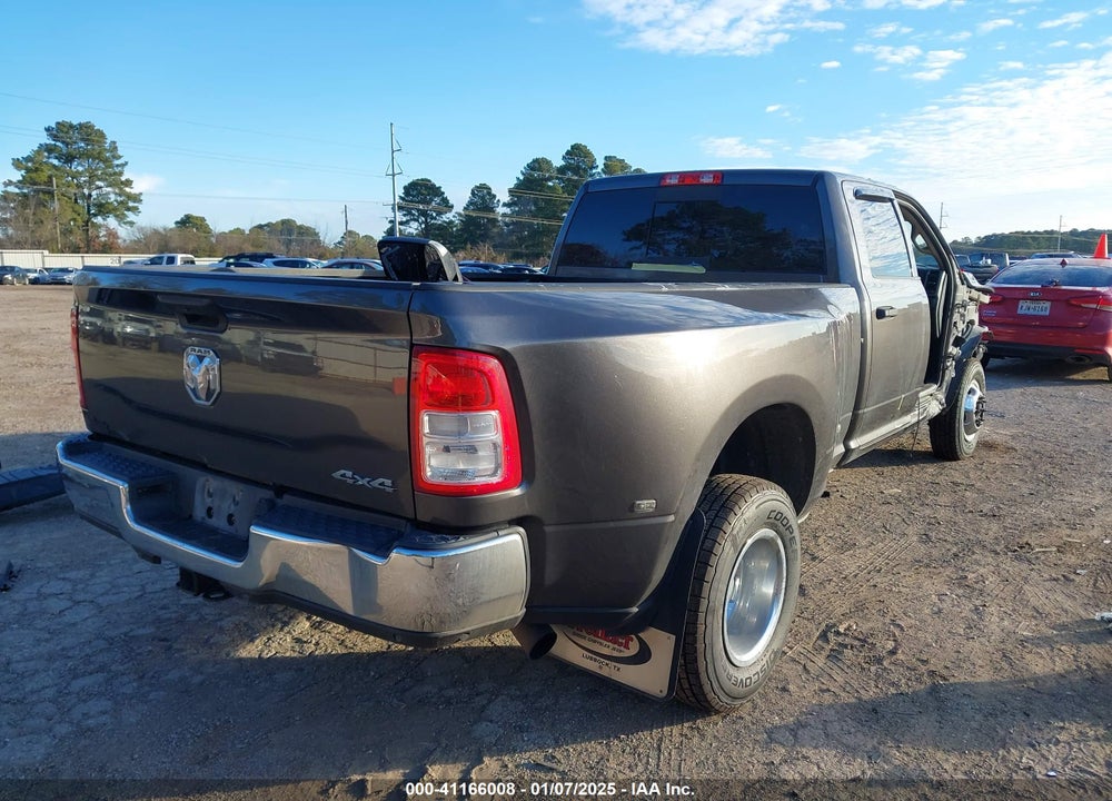 2019 RAM 3500 TRADESMAN  4X4 8' BOX VIN: 3C63RRGL1KG591954