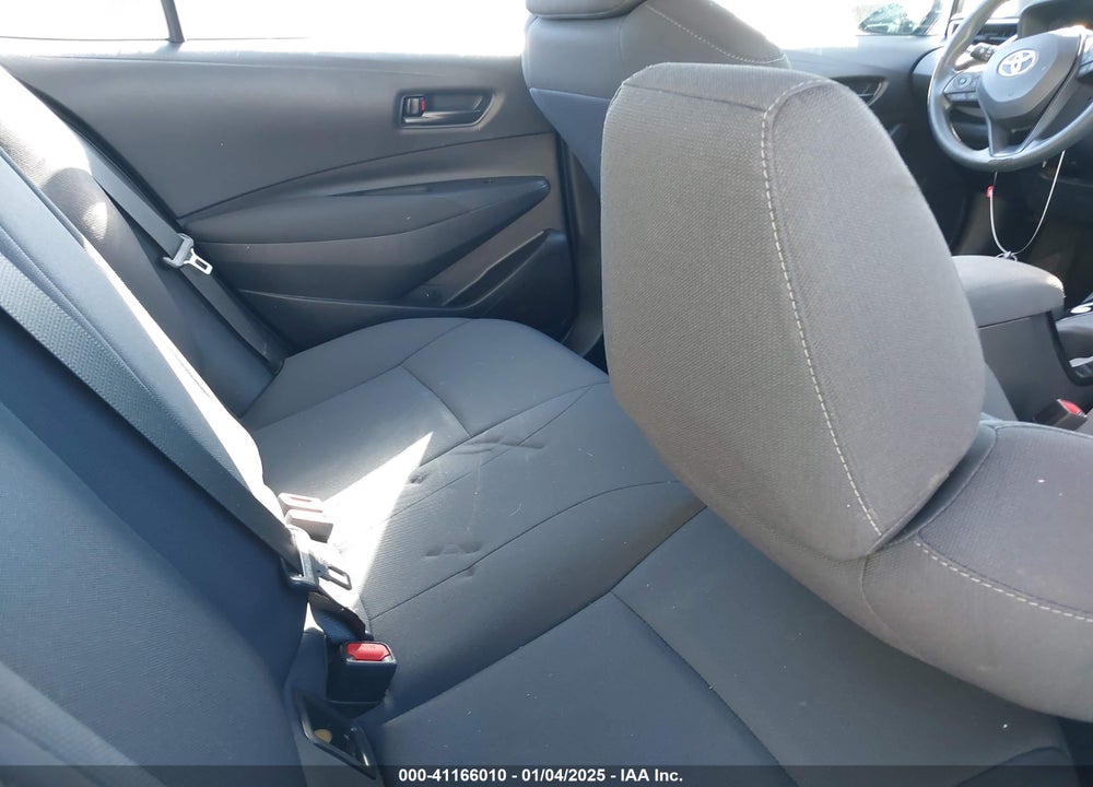 2022 TOYOTA COROLLA LE VIN: 5YFEPMAE1NP332965
