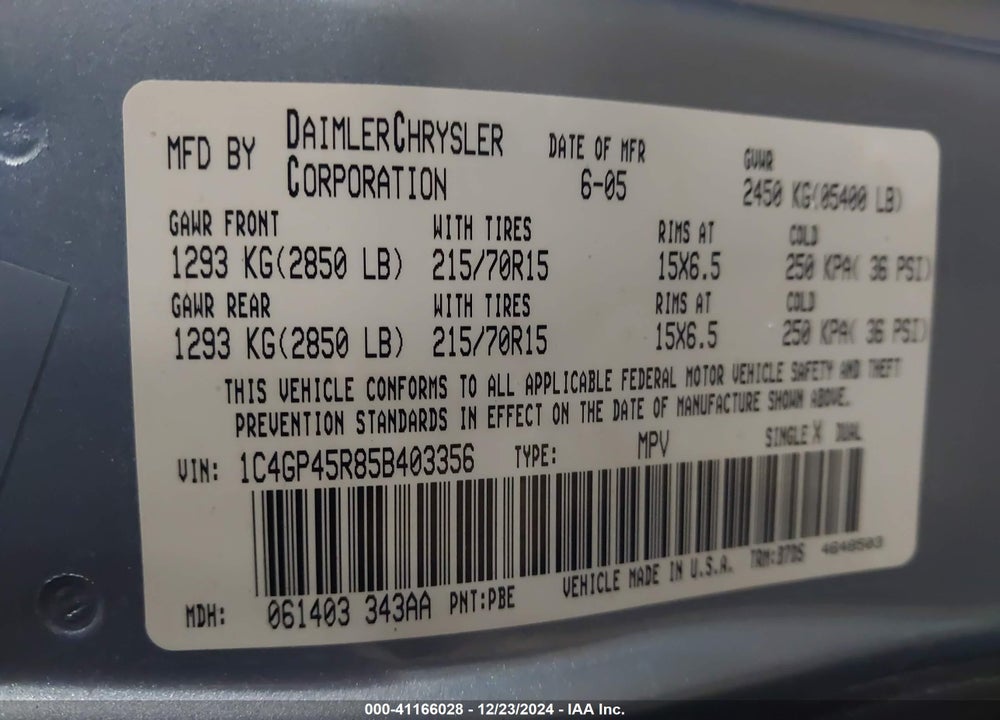 2005 CHRYSLER TOWN & COUNTRY VIN: 1C4GP45R85B403356