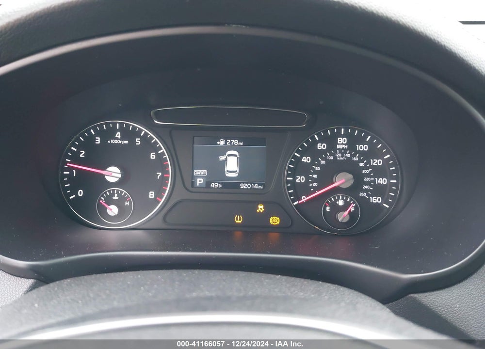 2019 KIA SORENTO 3.3L LX VIN: 5XYPG4A56KG573610