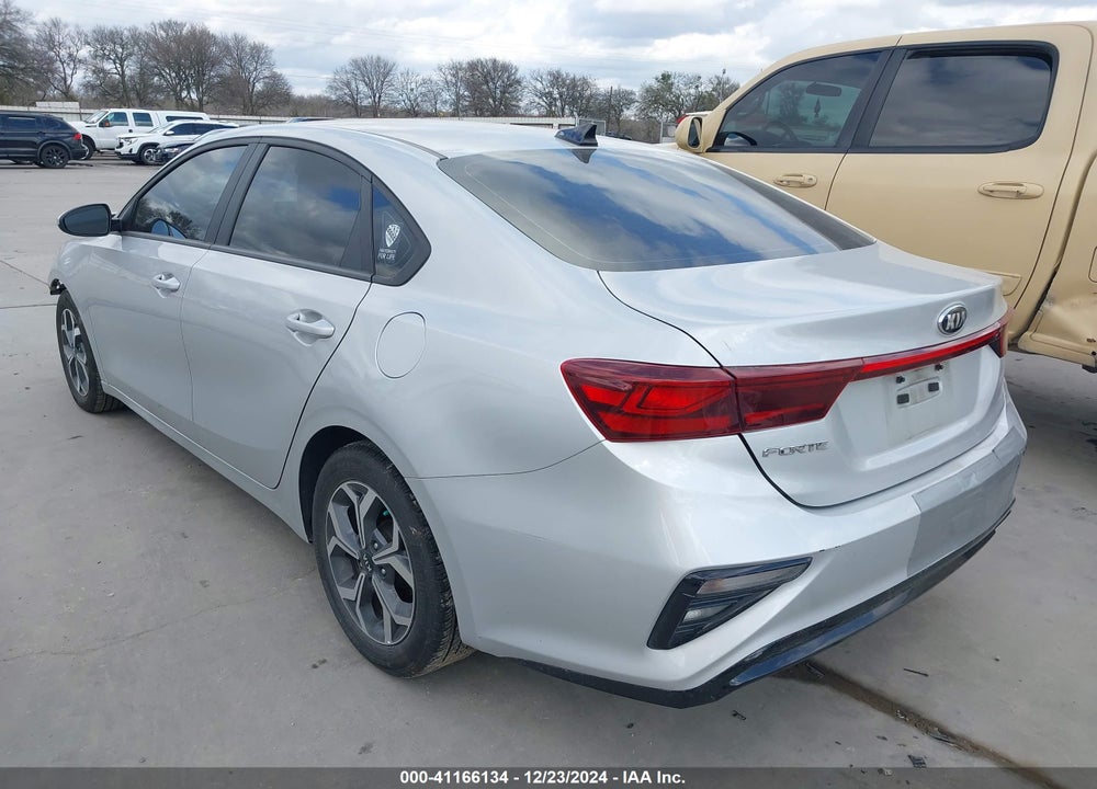 2021 KIA FORTE LXS VIN: 3KPF24ADXME413991