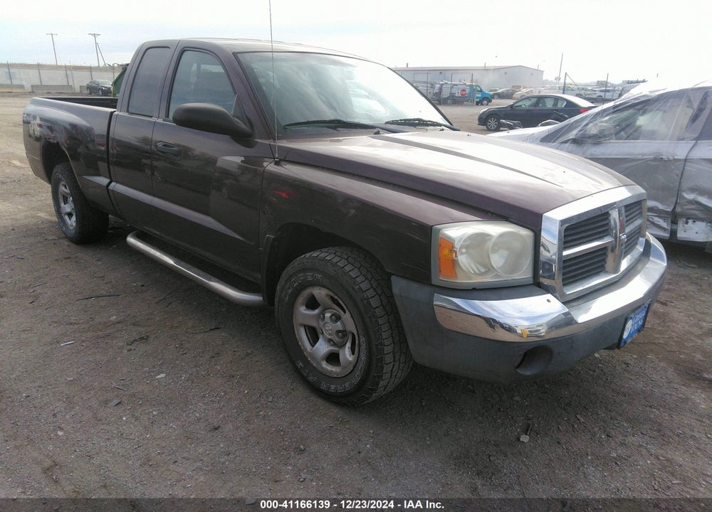2005 DODGE DAKOTA ST VIN: 1D7HW22K35S245548