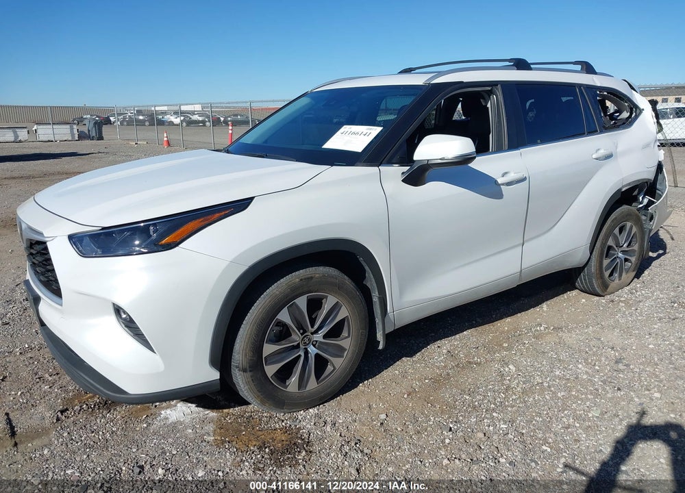 2023 TOYOTA HIGHLANDER XLE VIN: 5TDKDRAH4PS025609