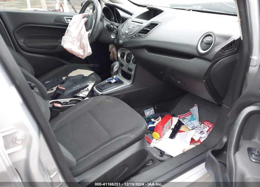 2016 FORD FIESTA SE VIN: 3FADP4EJ3GM146573