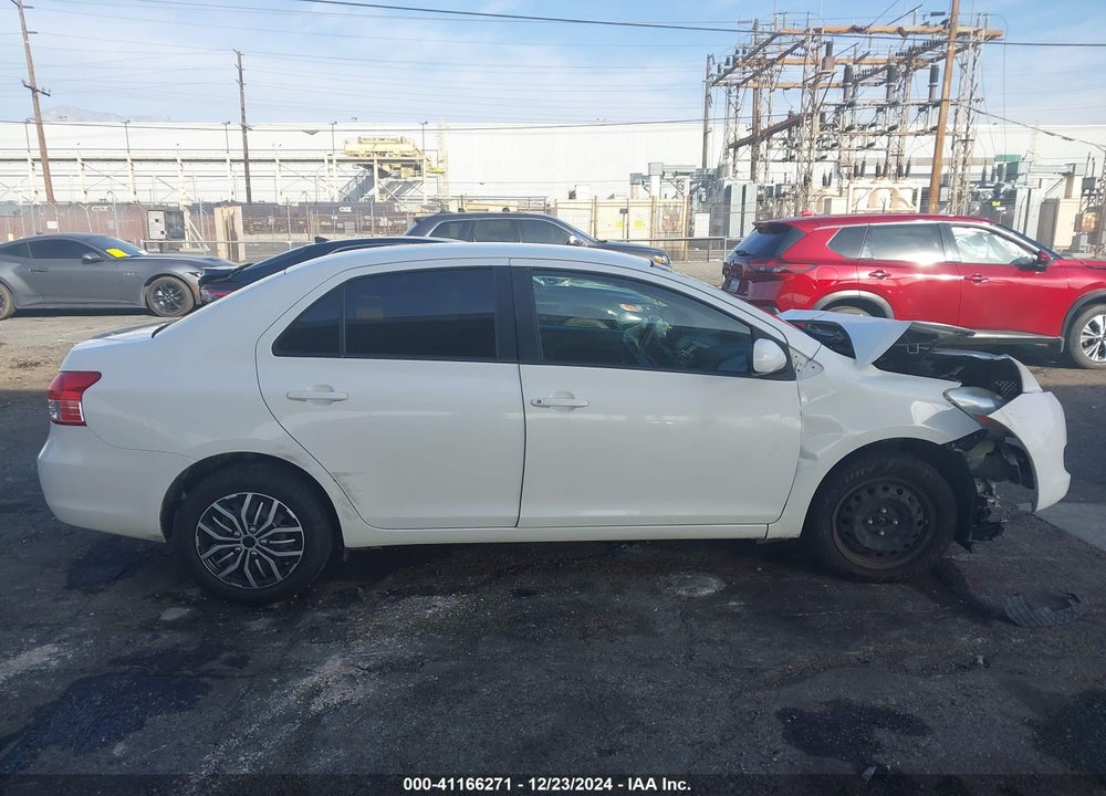 2012 TOYOTA YARIS VIN: JTDBT4K30CL015731