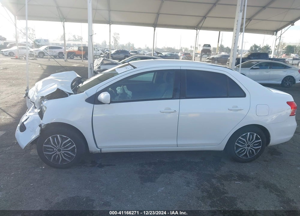 2012 TOYOTA YARIS VIN: JTDBT4K30CL015731