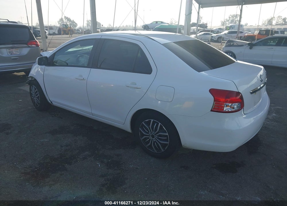 2012 TOYOTA YARIS VIN: JTDBT4K30CL015731