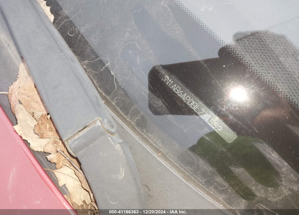 2011 NISSAN SENTRA 2.0 VIN: 3N1AB6AP0BL731582