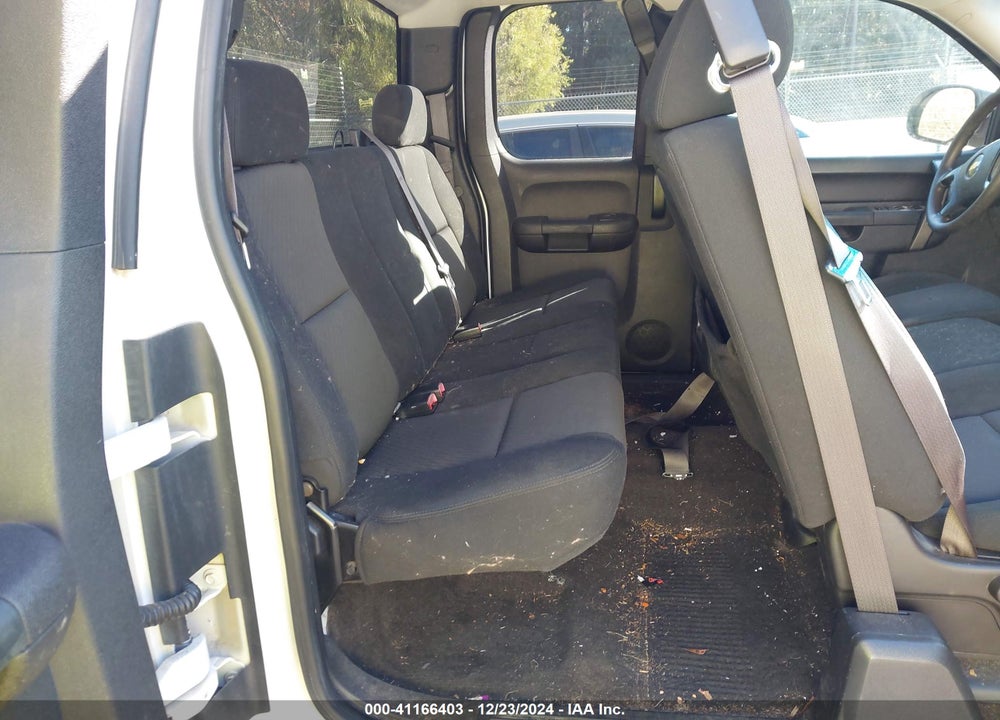 2011 CHEVROLET SILVERADO 1500 LS VIN: 1GCRKREAXBZ286994