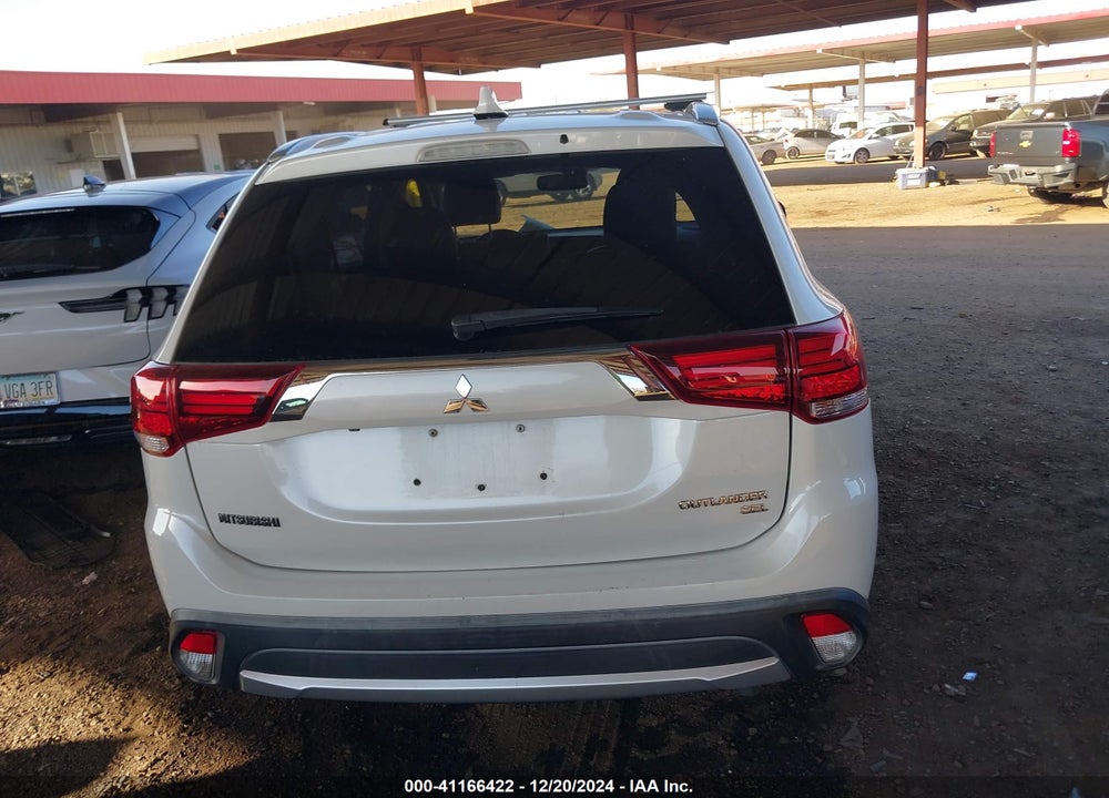 2018 MITSUBISHI OUTLANDER SEL VIN: JA4AD3A30JZ010442
