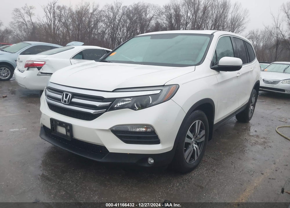 2017 HONDA PILOT EX-L VIN: 5FNYF6H53HB017232
