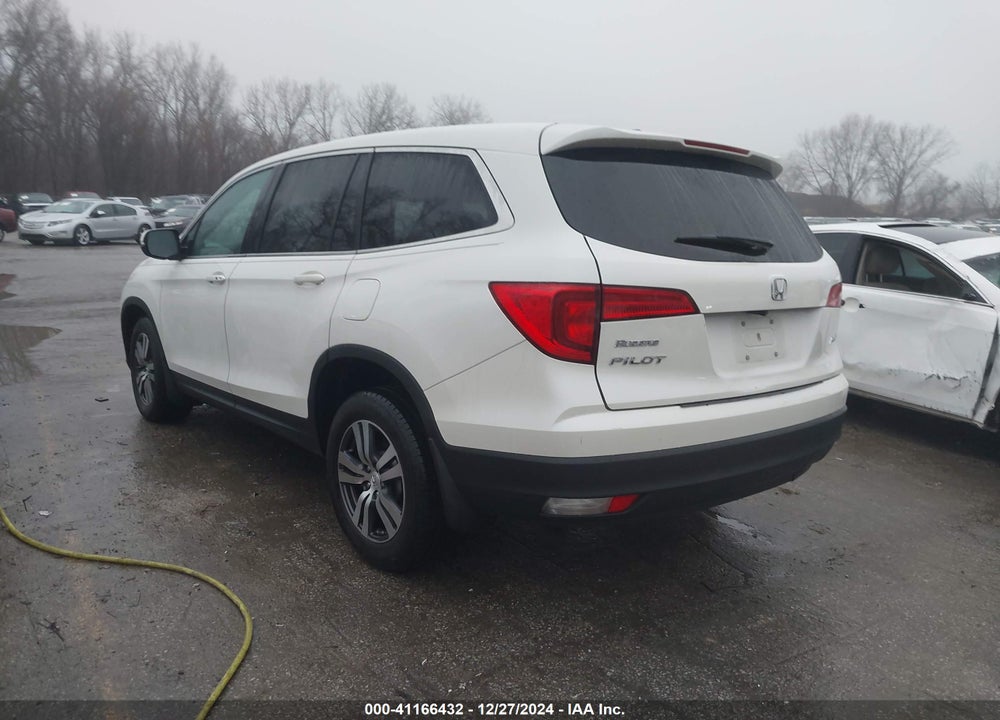 2017 HONDA PILOT EX-L VIN: 5FNYF6H53HB017232