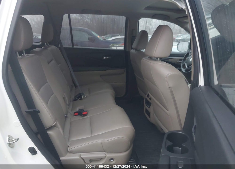 2017 HONDA PILOT EX-L VIN: 5FNYF6H53HB017232