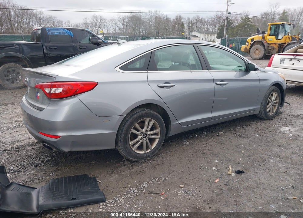 2015 HYUNDAI SONATA VIN: 5NPE24AF4FH197860