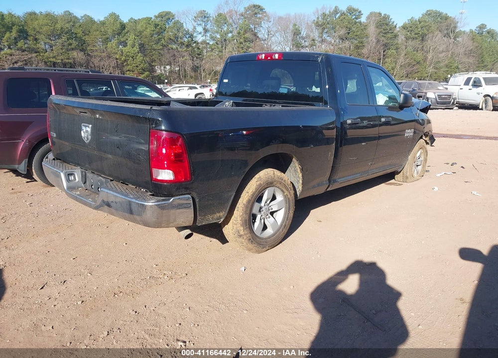 2024 RAM 1500 CLASSIC SLT 4X2 6'4 BOX VIN: 1C6RR6GG8RS142785
