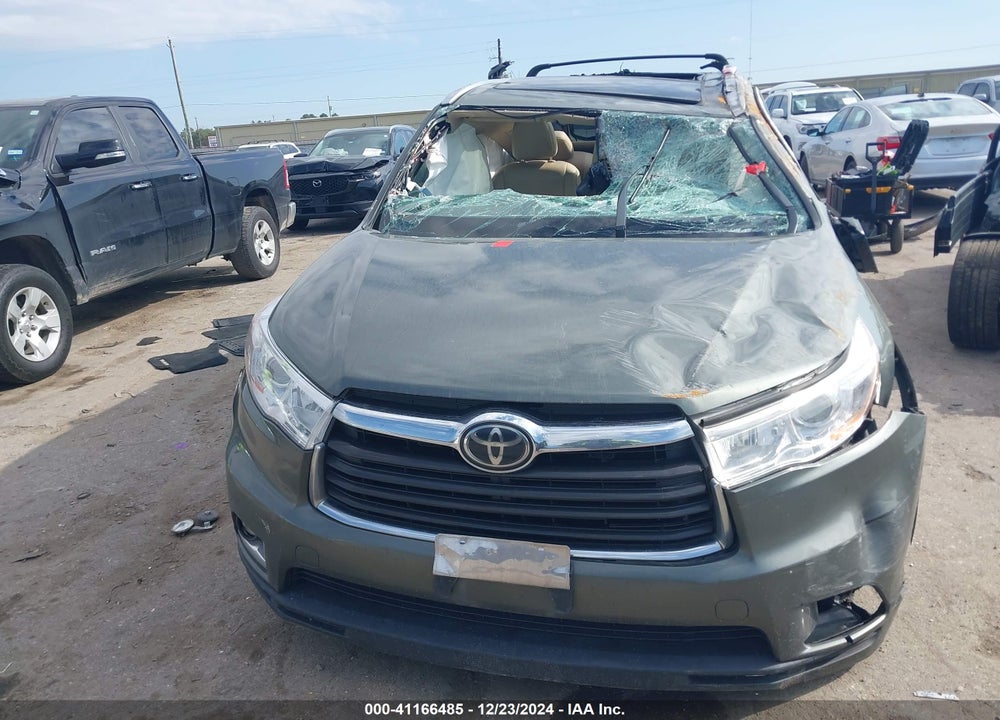 2014 TOYOTA HIGHLANDER LIMITED PLATINUM V6 VIN: 5TDYKRFH2ES031589
