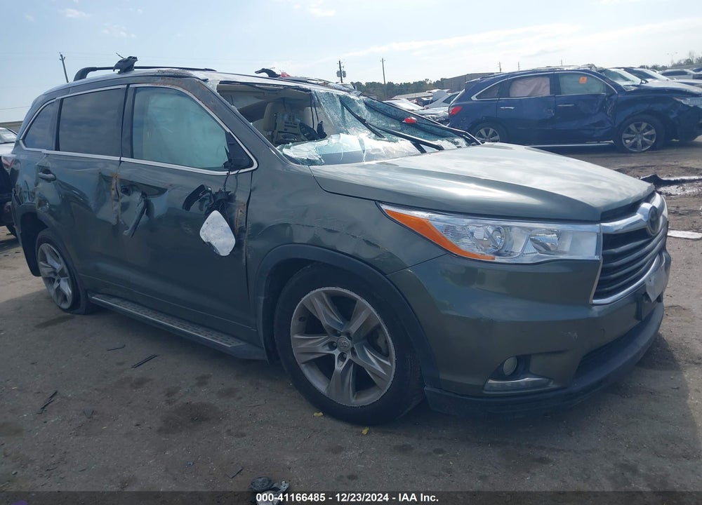 2014 TOYOTA HIGHLANDER LIMITED PLATINUM V6 VIN: 5TDYKRFH2ES031589