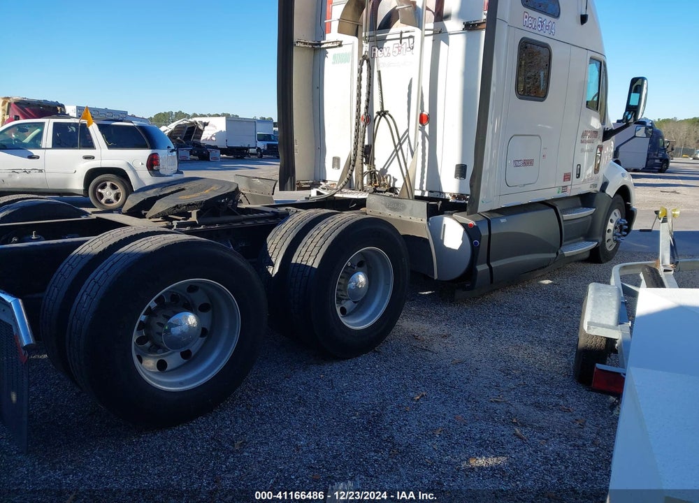 2011 KENWORTH T700 T700 VIN: 1XKFDP9X8BJ293039