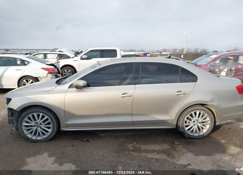 2013 VOLKSWAGEN JETTA VIN: 3VWLL7AJ1DM293055