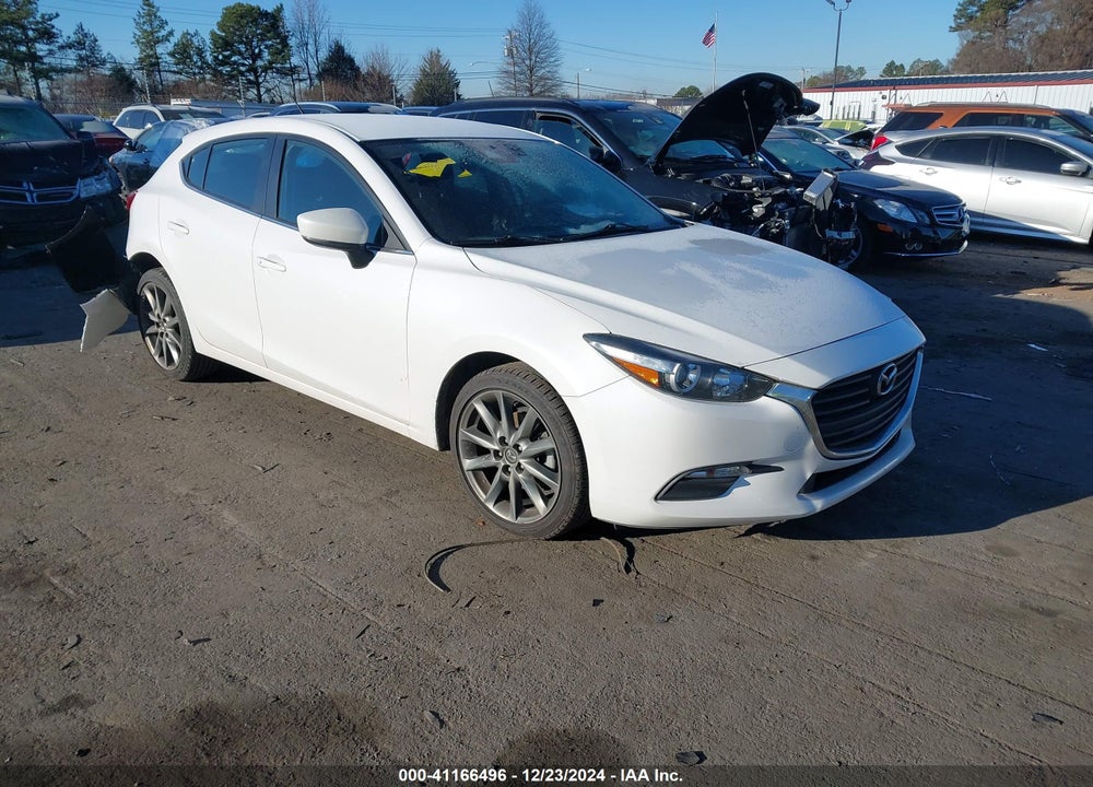 2018 MAZDA 3 TOURING VIN: 3MZBN1L30JM229585