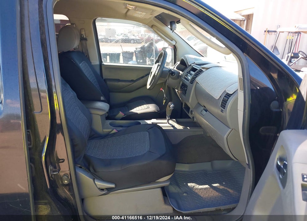 2007 NISSAN FRONTIER SE VIN: 1N6AD07U97C427667